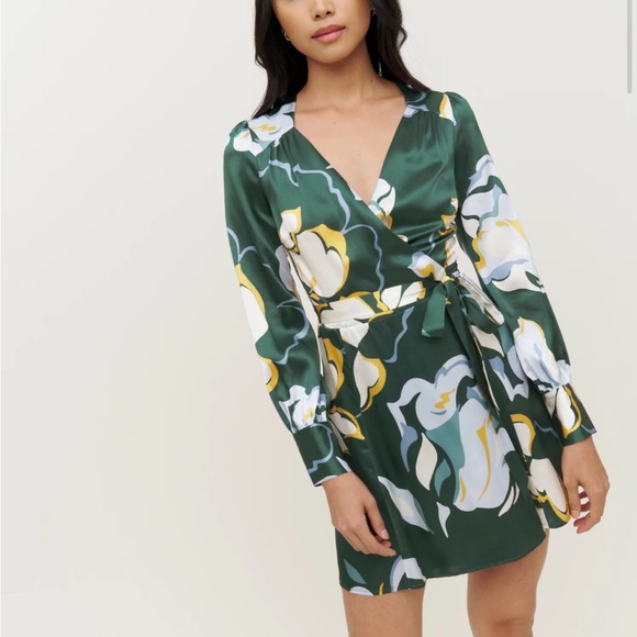 Reformation Dresses & Skirts - NWT Reformation Chrisley Silk Dress
